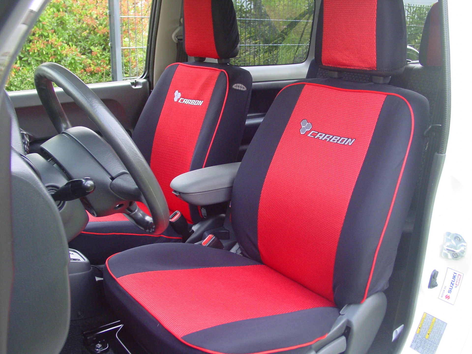 Чехлы сидений Suzuki в Южно-Сахалинске